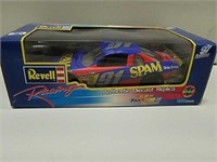 #91 Mike Wallace stock car by Revell