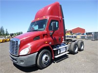 2013 Freightliner Cascadia T/A Truck Tractor