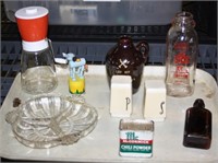 NS: LOT OF ASST. VINTAGE COLLECTIBLES W/ MILK