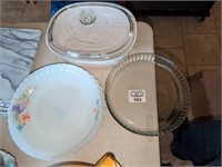 Casserole dish with lid, tart plates