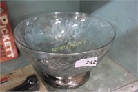 PRESSED GLASS BOWL WITH SILVERPLATED BASE
