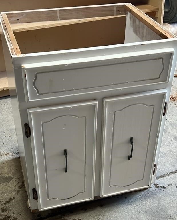 Vanity Cabinet 24" x 20" x 28" high. #LYS