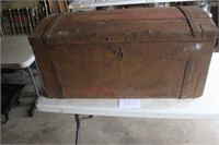 VERY OLD TRUNK 17X38X16