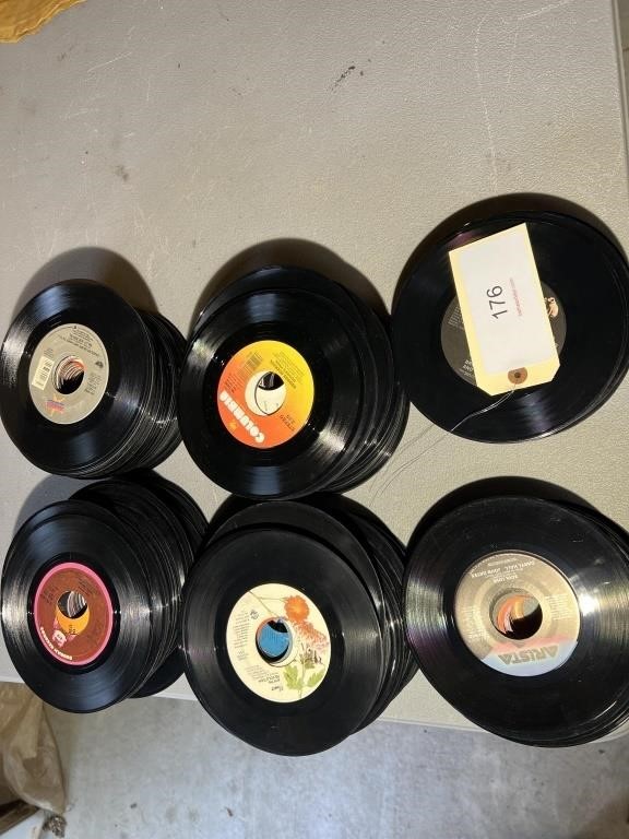 LARGE LOT OF VYNIL 45 RECORDS