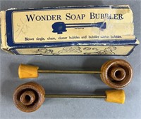 2pc Vtg Wonder Soap Bubbler Pipes w/ Box