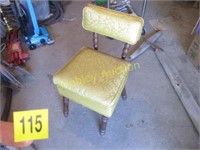 VINTAGE SEWING CHAIR-PICK UP ONLY(GIBBS)