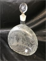 ETCHED GLASS DECANTER W/ STOPPER / GENTRY SCENE