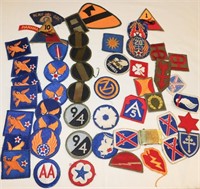 33 WWII US Shoulder Patches & Buckle: