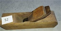 ANTIQUE HAND PLANER