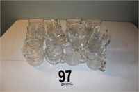 (32) Glassware Pieces