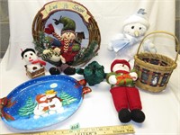 Christmas Decor, Wreath, Stuffed animals