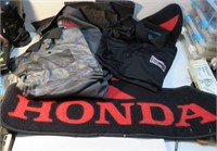 Honda & Yamaha Dealers Lot Lrg Shirts & Door Mat