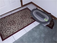 BRAIDED RUG AND OTHER SMALL THROW RUGS