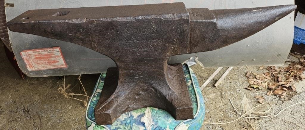 Hay Budden Blacksmith  Anvil 214lbs