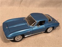 1965 Chevy Corvette 1/18 scale Maisto
