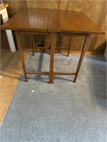 DROP LEAF TABLE