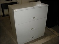 3 Drawer Lateral File Cabinet 36x18x41 w/Key