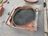 *ELLSWORTH* Farmall M  Radiator