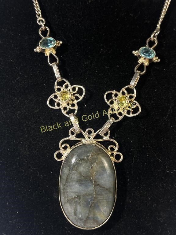 Sterling Silver Labradorite Necklace