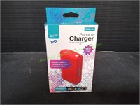 iLive Portable Charger w/ LED Flash Light