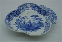 Spode 'Girl at the Well pattern lobed serving dish