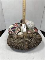 Split wood basket with quilter pin cushions
