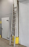 16 FOOT ALUMINUM EXTENSION LADDER