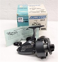 PFLUGER #642 SPINNING REEL IN CORRECT BOX