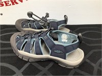 Keen Women’s 6.5 Waterproof Sandals Hiking Shoes
