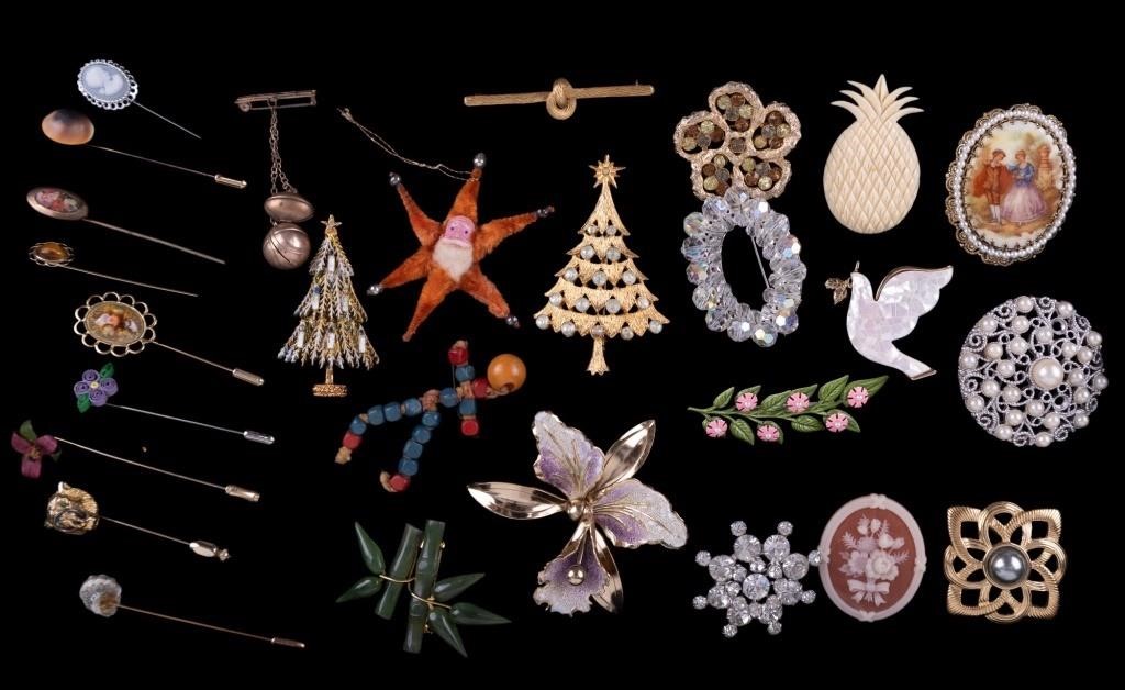 Collectible Brooches & Stick Pins