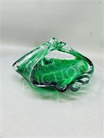 green art glass bowl - 7" wide