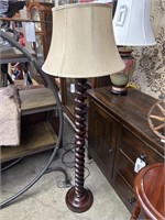 VERY NICE BARLEY TWIST FLOOR LAMP