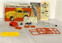 Two Vintage Model Kits