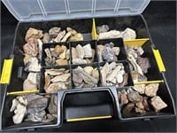 LARGE LOT OF WORKED STONE PRIMITIVE TOOLS ETC.