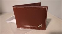 New mens wallet, bifold with 3 slots for cash.