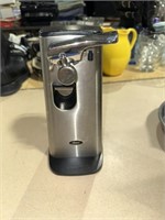 ELECTRIC OSTER CAN OPENER