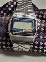 vtg lcd musical alarm wristwatch nice