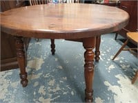 Round Top Pine table circa 1976 Look at pictures