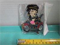 NEW BETTY BOOP BELT BUCKLE