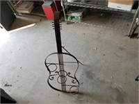 B16- METAL GUITAR FLOWER/ CANDLE STAND