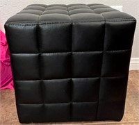 40 - UPHOLSTERED CUBE FOOTSTOOL