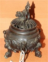 Chinese foo-dog decorated pot metal potpourri