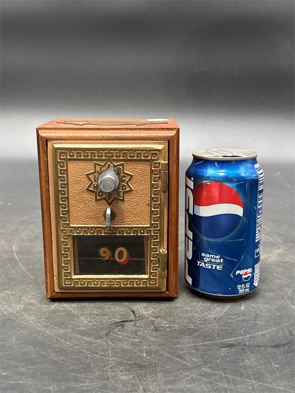 COAL MINE CO. STORE CLEANOUT AND TOBACCO POCKET TIN AUCTION