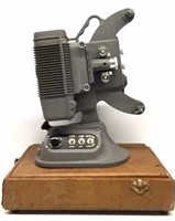 Vintage DeJur USA Model 750 8mm Projector