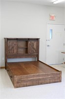 RUSTIC WORMY MAPLE BARN DOOR QUEEN BED