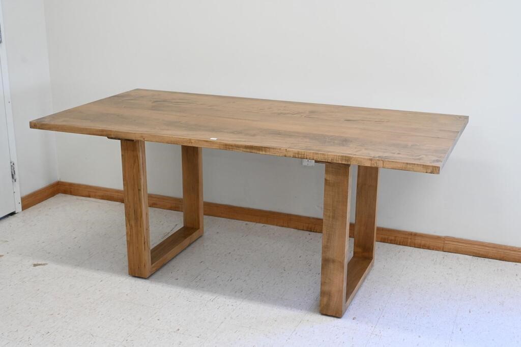 MENNONITE FURNITURE GALLERY ONLINE AUCTION - JUNE 17TH @ 7PM