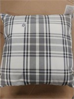 LOOM AND MILL DECORATIVE PILLOW *22"X22"*