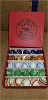 25 AKRO AGATE MARBLES IN BOX (NEW)