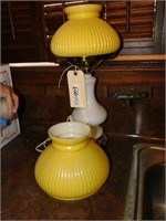 Hurricane Lamp Vintage with Extra Globe