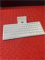 Apple Keyboard A1359